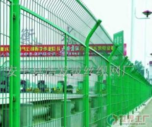 批發各類安全防護網 廣州篩網、安平絲網、石籠網、壓花網、護欄網浸塑網詳解