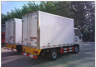 冷藏車報(bào)價(jià)及選購指南 江淮冷藏車與食品運(yùn)輸車全面解析